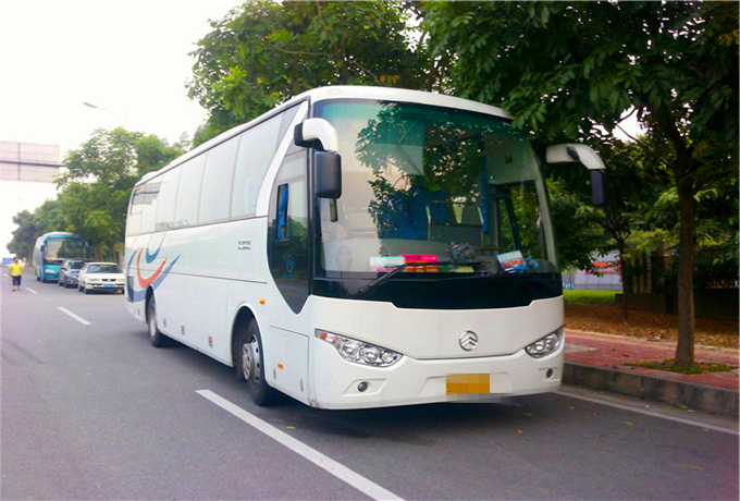 平邑租车31座